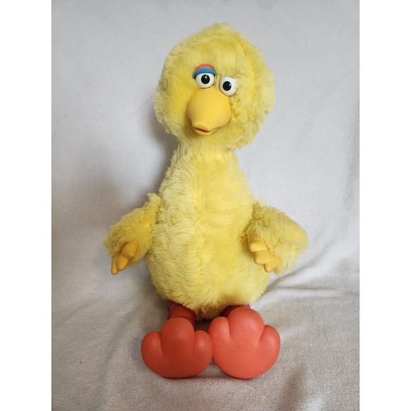 Vintage Ideal 1986 Muppets Sesame Street Big Bird Doll Tape Player Not Tested - Picture 1 of 6
